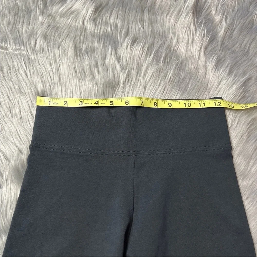Nike Women’s Essential Black Bike Shorts Size Small